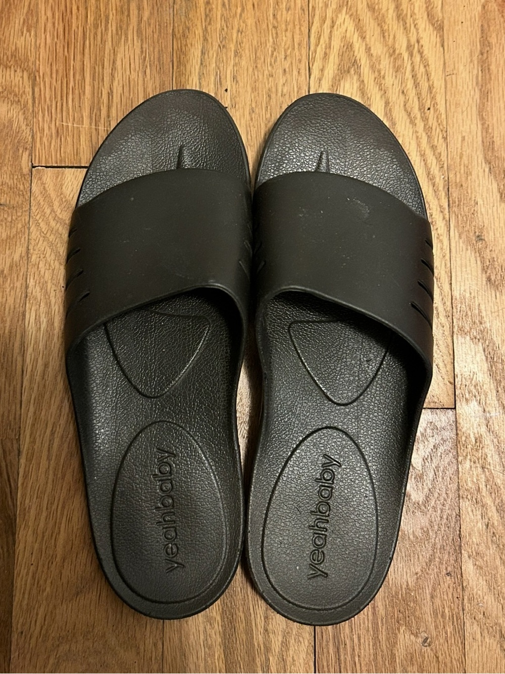 Yeahbaby Men's Black Slip-On Sandals • L
